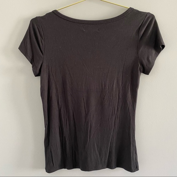 HOLLISTER Ribbed Tee - Picture 2 of 3